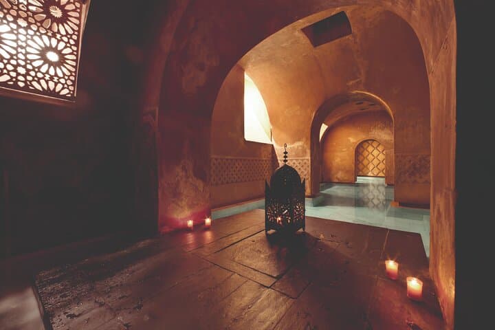 Arabian Baths and 15 min massage at Madrid's Hammam Al Ándalus