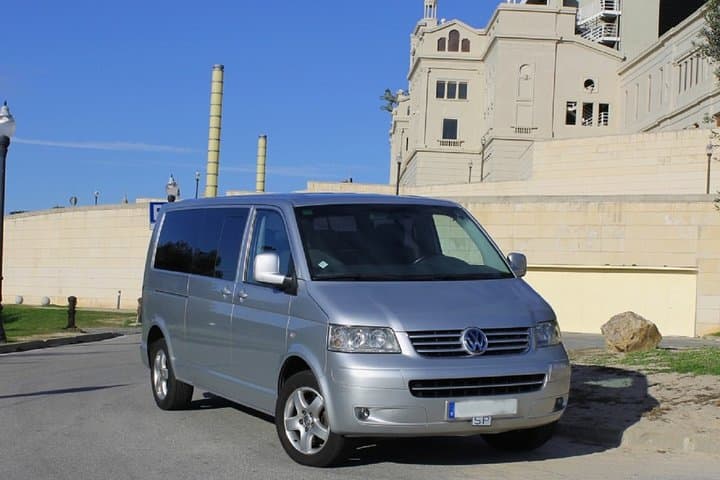 Barcelona Private Transfer: Cruise Port to Barcelona Airport