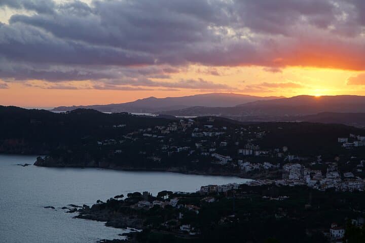 Private Costa Brava Hike and Snorkel from Barcelona with Lunch