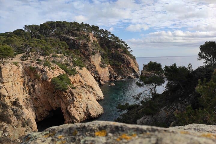 Private Costa Brava Hike and Snorkel from Barcelona with Lunch