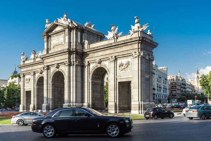 Madrid Private Walking Tour with a Local