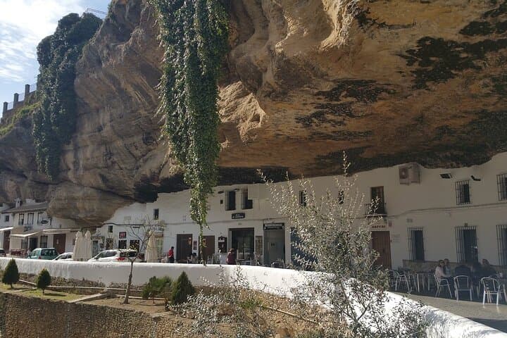 Setenil de las Bodegas