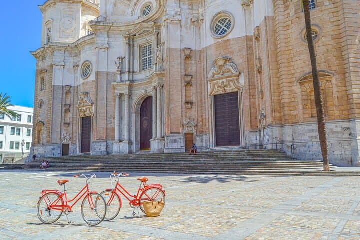 Cadiz Bike Tourhttps://media-cdn.tripadvisor.com/media/attractions-splice-spp-720x480/10/3c/d6/ab.jpg