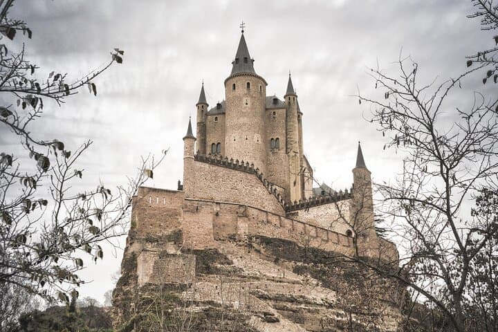 Private Tour to Escorial Valley of Fallen and Segovia from Madrid