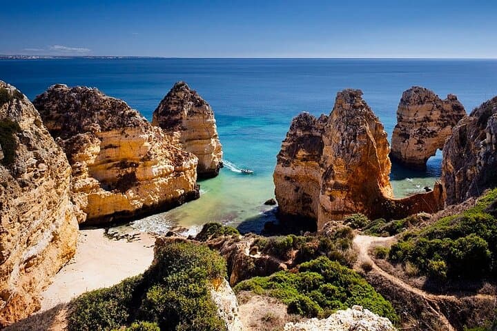 Seville private transfer to Algarve