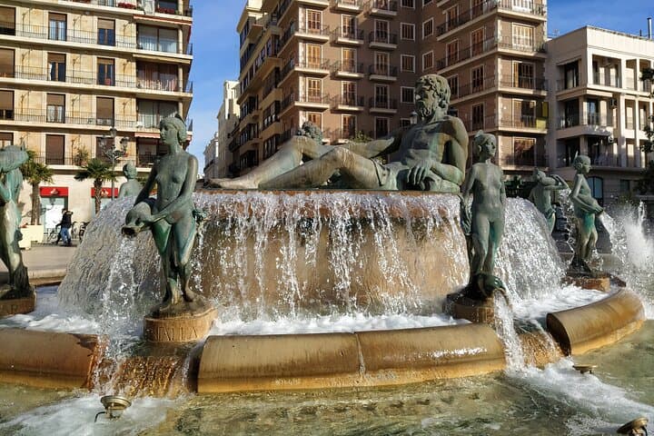 Medieval Valencia Small-Group Walking Tour with Local Guide