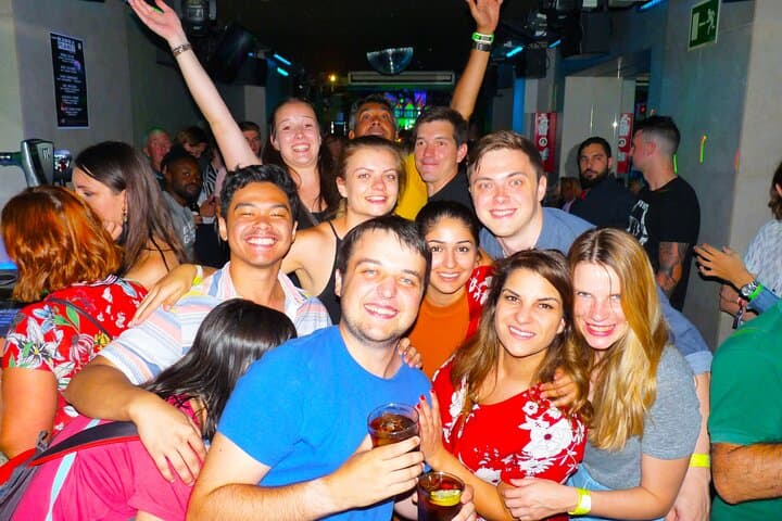 Pub Crawl Madrid-The Original since 2005-Shots-Fun-Clubs-Dance