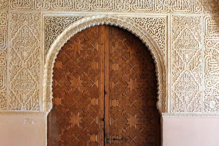 Semi Private Tour to the Alhambra from Nerja
