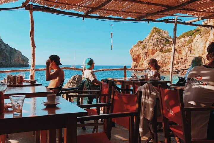 Mallorca 'Hidden Gems' by City Break - walking tours made fun!