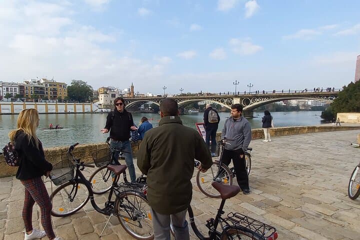 Seville In Season- City Highlight Tour
