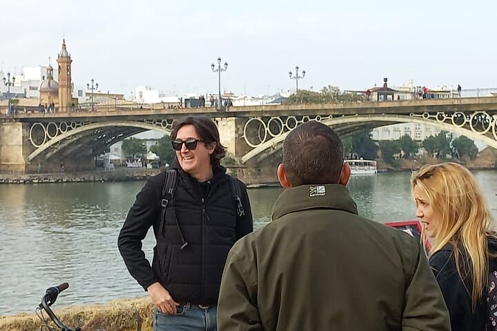 Seville In Season- City Highlight Tour