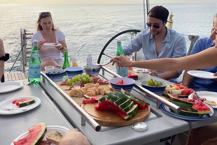 2 Hour Small Group Sunset Sail inc Tapas & Drinks