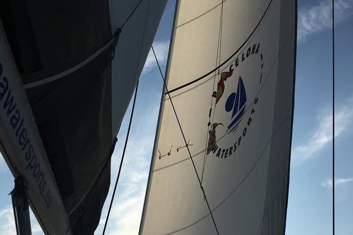 2 Hour Small Group Sunset Sail inc Tapas & Drinks