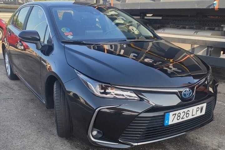 Private Transfer from Barcelona Airport to Tossa de Mar