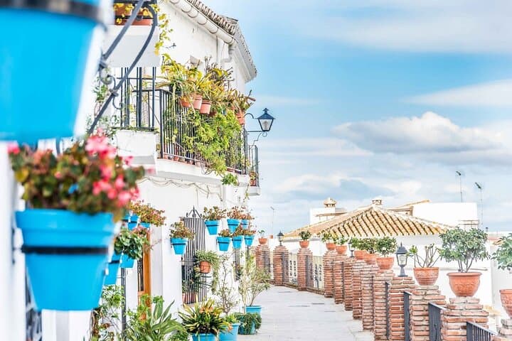 8-Day Tour Andalusia with Costa del Sol and Toledo from Madrid