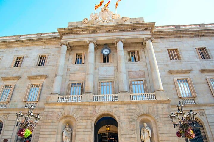 Barcelona Gothic Quarter Self-Guided Walking Tour, Scavenger Hunt