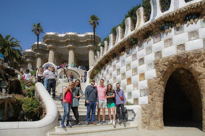 Private Ultimate Gaudi Legacy ebike Tour with Park Güell