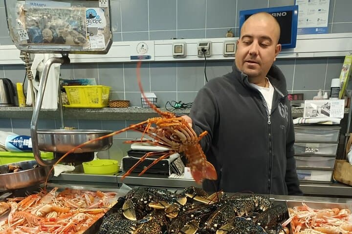Food Market Shopping and Cooking Workshop in A Coruña
