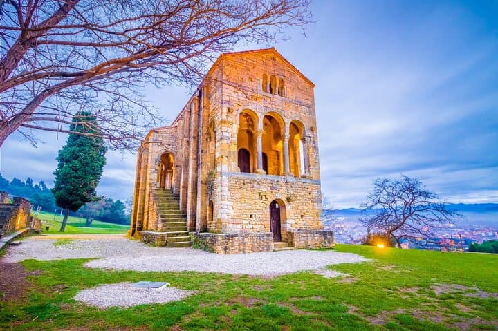 Walking Through Oviedo's Treasures - Private Tour