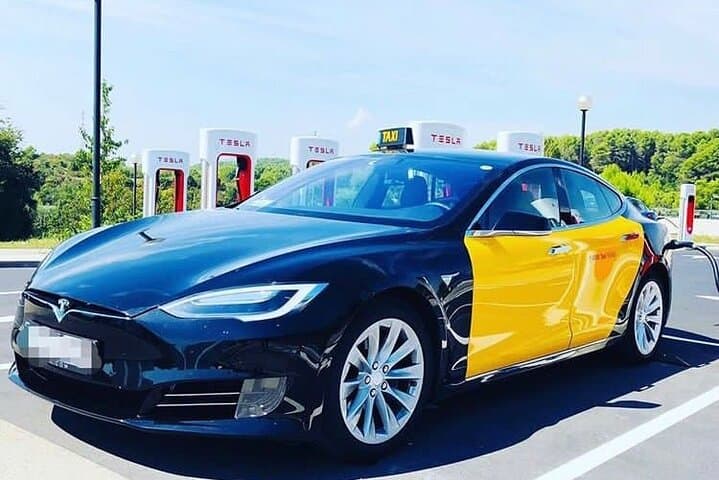 Private Transfer from Barcelona Airport to Cruise Port
