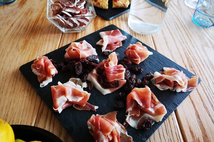 Palma's nightly charm and delicious local snacks