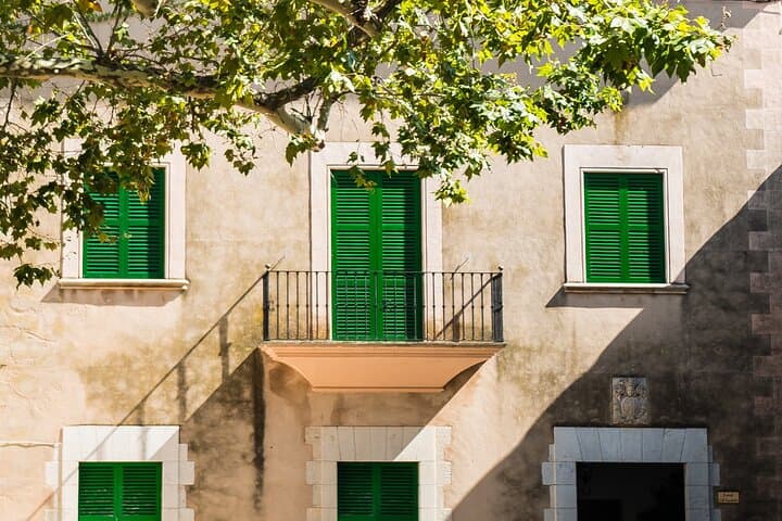 Mallorca 'Hidden Gems' by City Break - walking tours made fun!