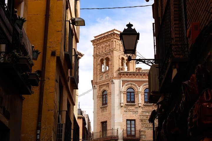 Toledo Historical Small Group Tour with Cathedral & Monuments