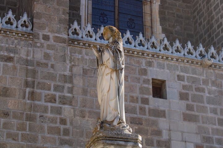 Toledo Historical Small Group Tour with Cathedral & Monuments