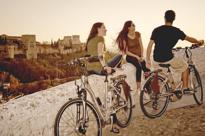 Private Electric Bike Tour with Play Granada