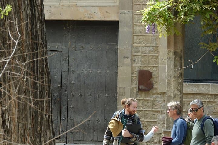 Barcelona Literary Tour - Beyond Orwell and Hemingway