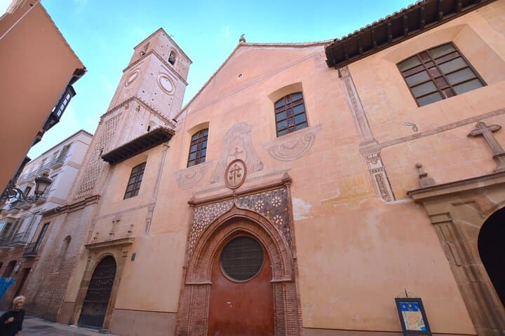 Picasso roots Private Walking Tour in Central Malaga