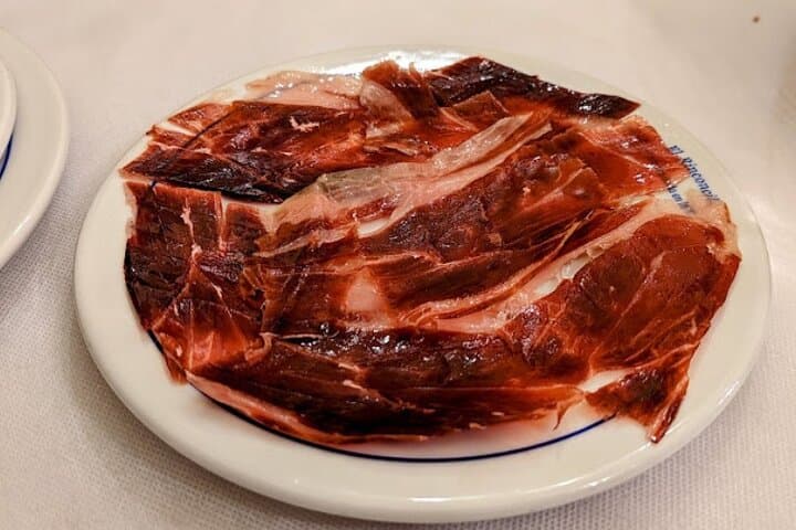 Private food tour in a local Seville neighborhood