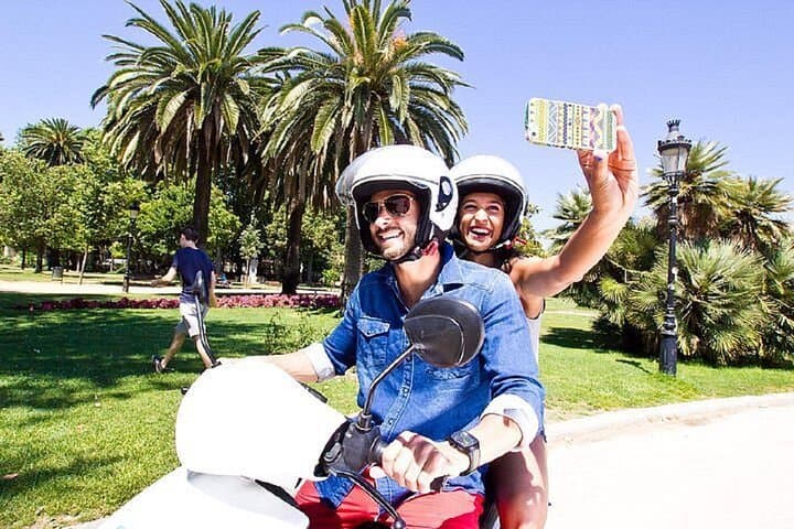 Maspalomas : Rent from 7 hours to 7 days a Petrol Scooter 125 cc