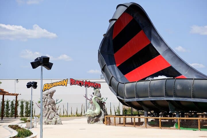 Parque Warner Beach Water Park from Central Madrid