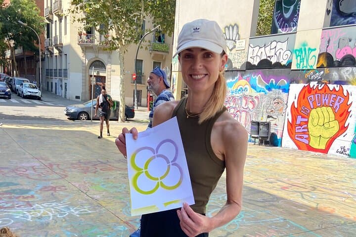 Private Barcelona Graffiti Workshop with a Street Artist