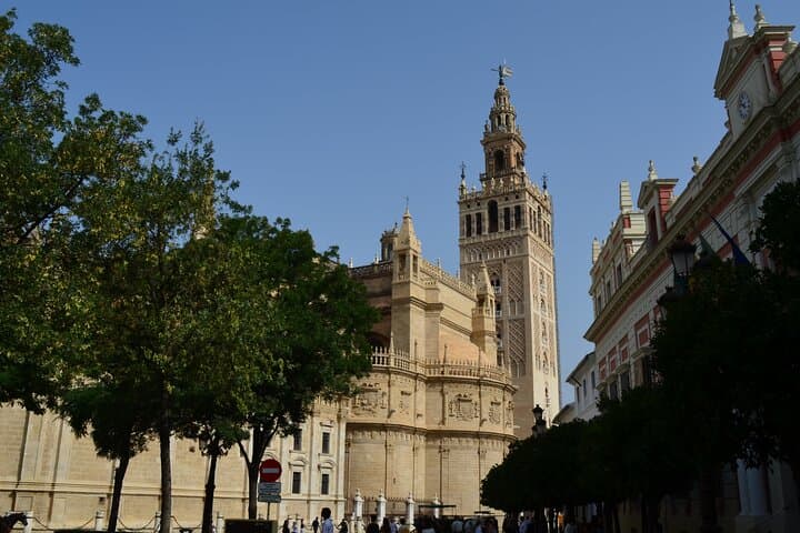 Private 2-Hour City Tour of Seville