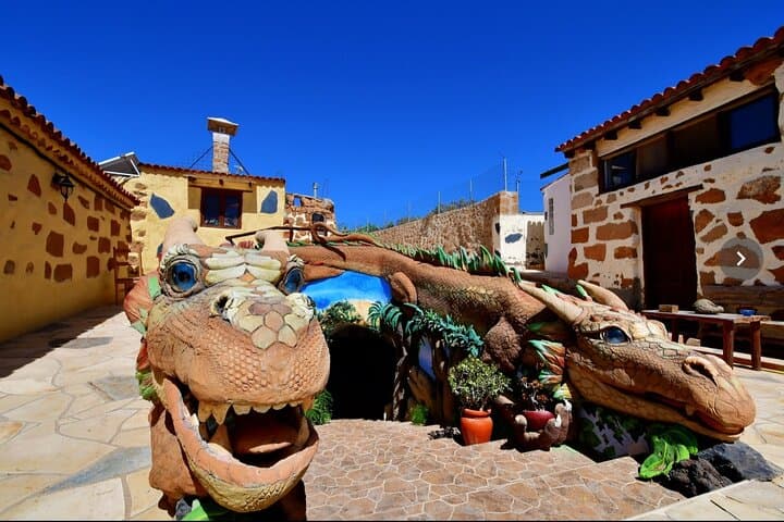 El Pasaje Secreto: Exclusive Magic Experience Tenerife Myths