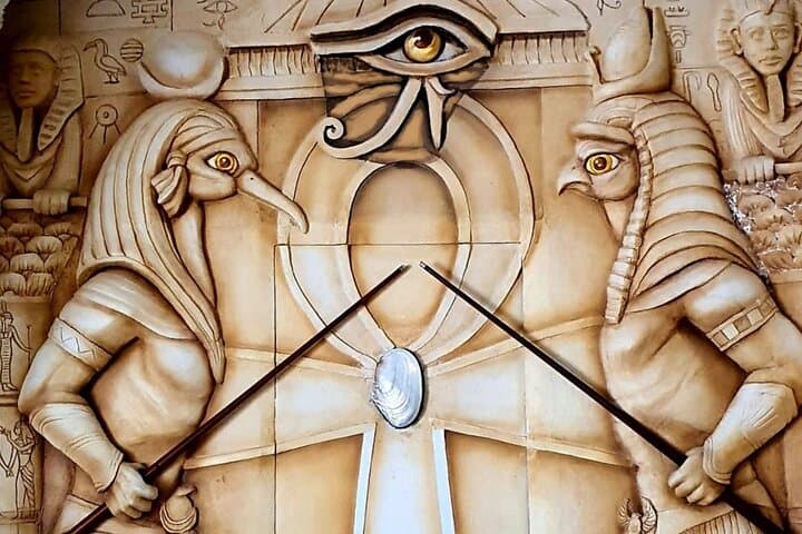 El Pasaje Secreto: Exclusive Magic Experience Tenerife Myths
