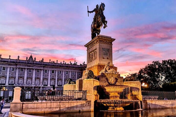 Philip IV by Pietro Tacca. Plaza de Oriente.