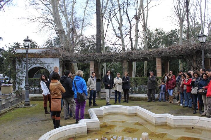 Secrets of Maria Luisa Park and Plaza de España Private Tour