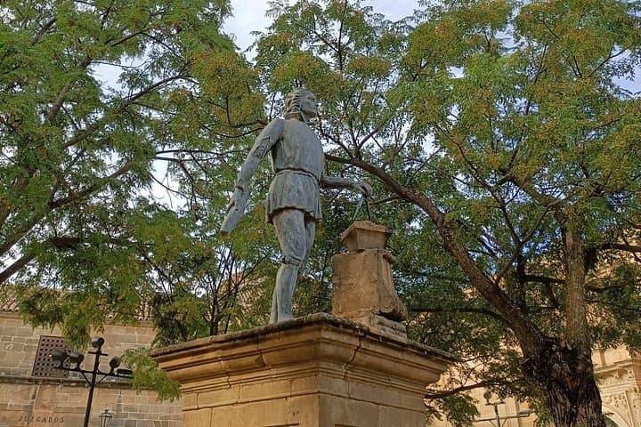 Monument to the architect Andrés de Vandelvira