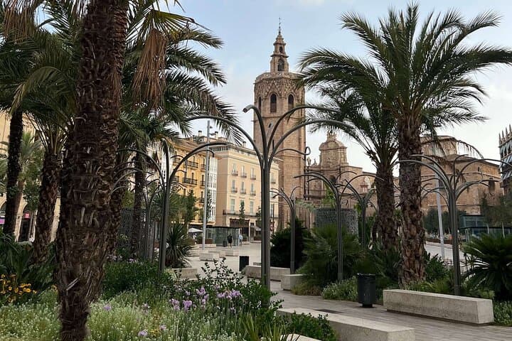 In Love with Valencia: A Self-Guided Tour of its Landmarks