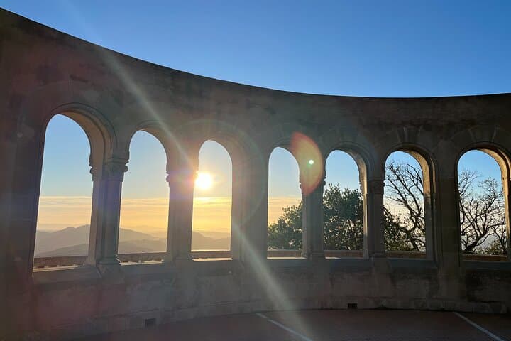 Montserrat very early: Hiking, Abbey, very small group