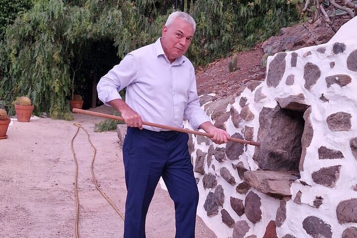 The client and the old baken oven