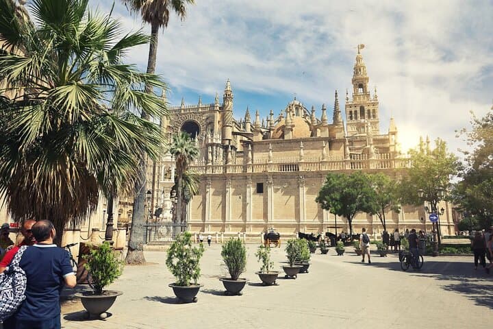 Private Walking Tour of Historic Seville Landmarks