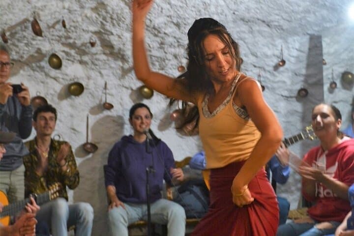 Flamenco Rhythm Class with Wine and Tapas