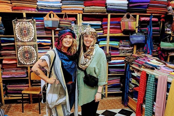 Traditional clothes - Things to do in Tangier