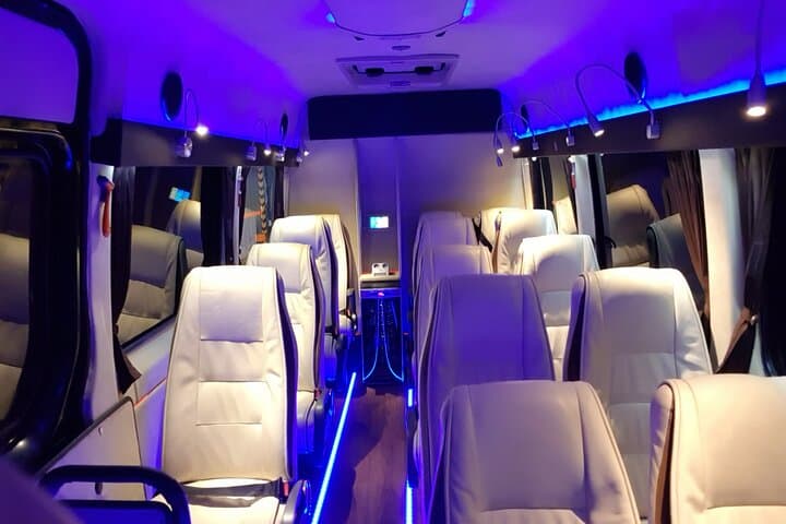 Private Transfer from Barcelona Airport to Barcelona Center Port
