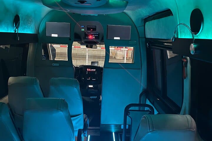 Private Transfer from Barcelona Airport to Barcelona Center Port