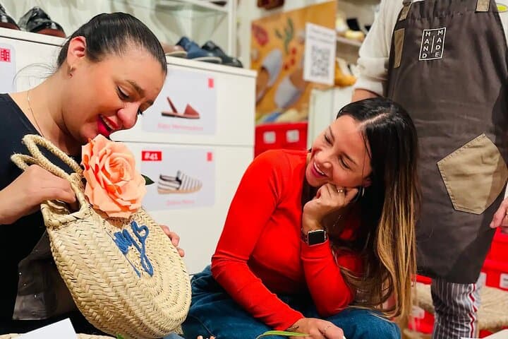 Design and Craft a Raffia Bag in Barcelona